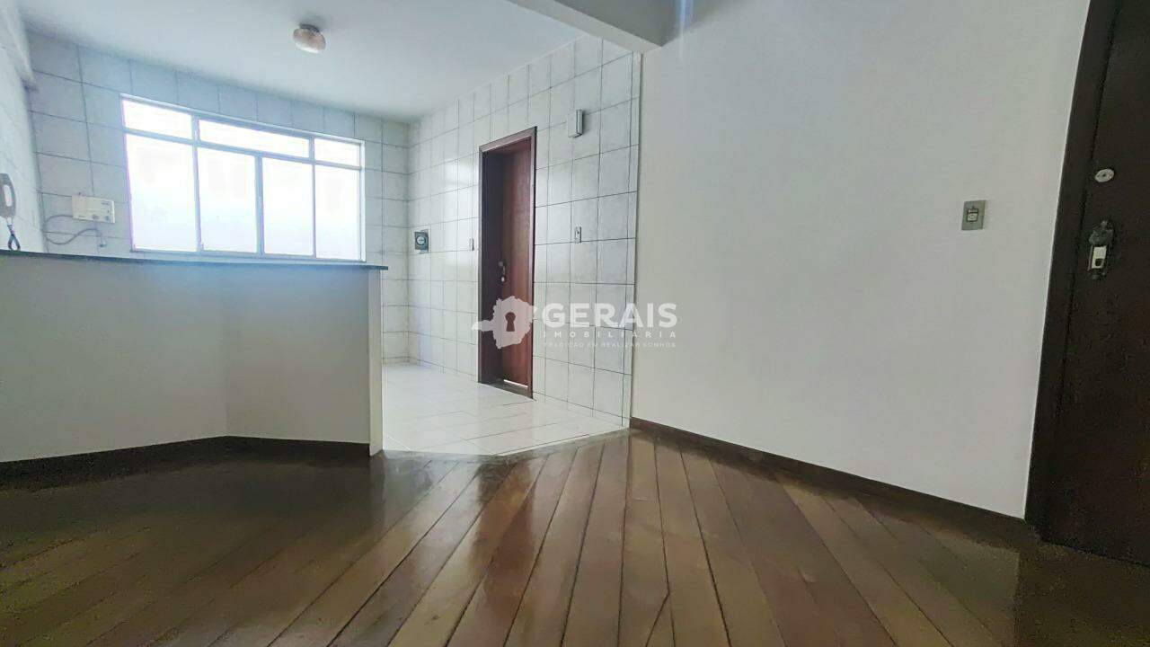 Apartamento para aluguel no SIDIL: 03 - SALA
