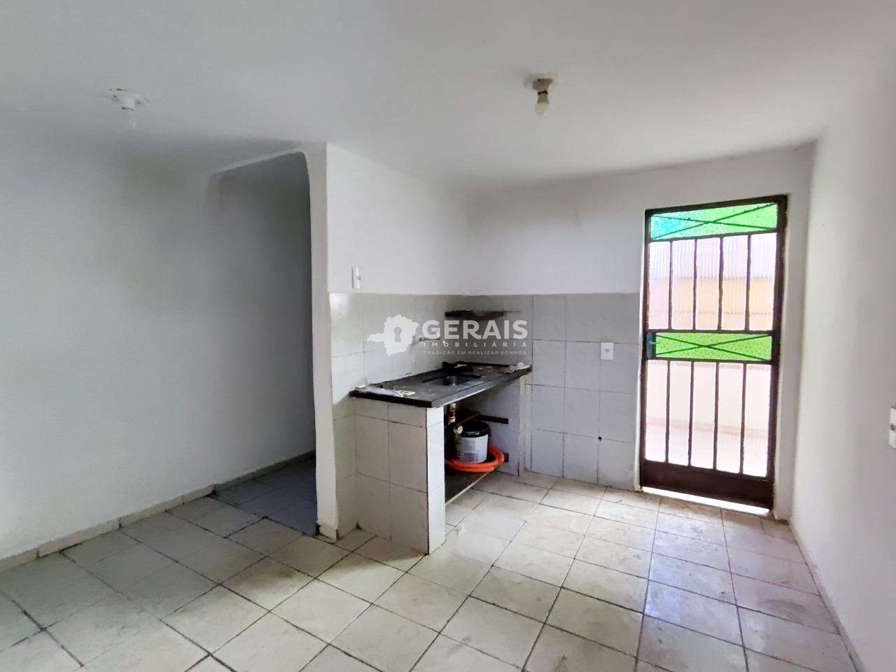 Casa para aluguel no Nossa Senhora das Graças: 09- COZINHA