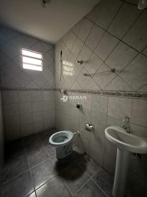 Casa para aluguel no Nossa Senhora das Graças: 08- BANHO SOCIAL