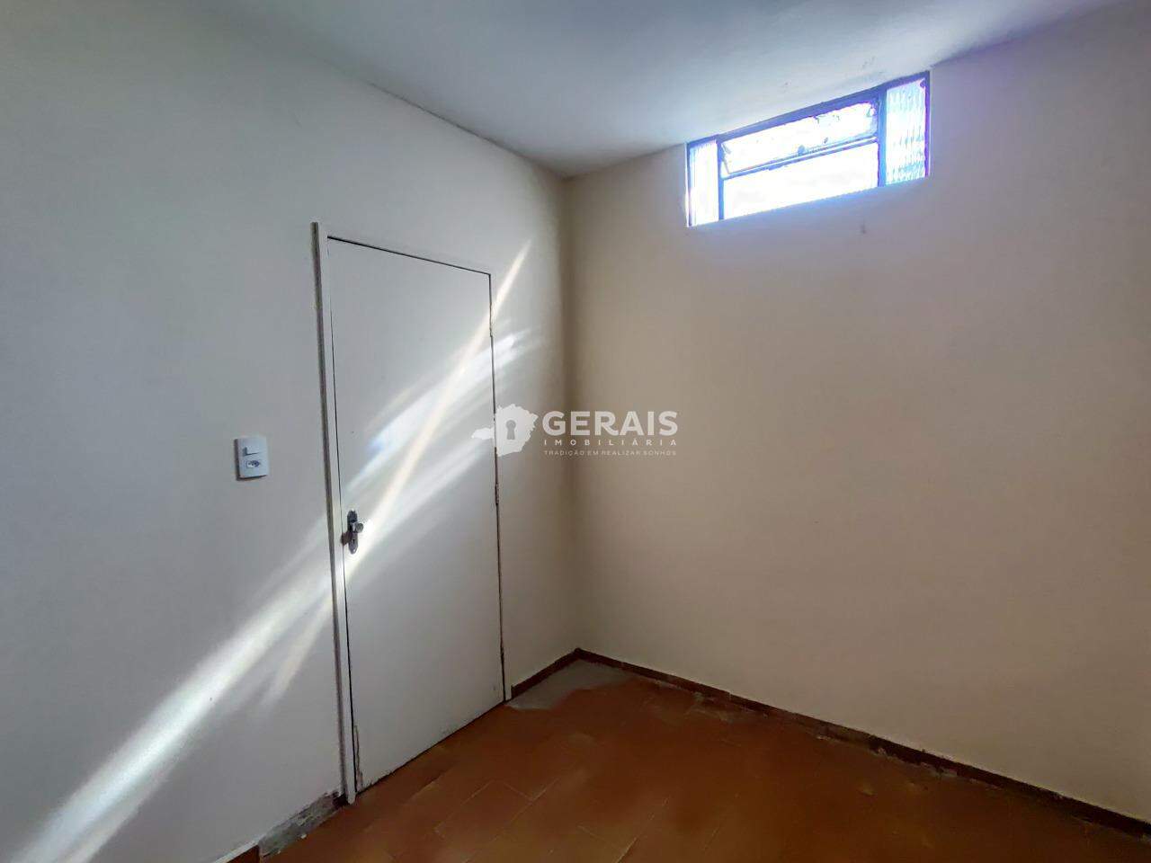 Casa para aluguel no Nossa Senhora das Graças: 06- QUARTO 02