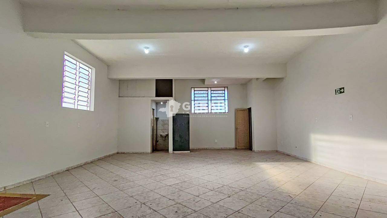 Loja para aluguel no LP PEREIRA: 03- LOJA