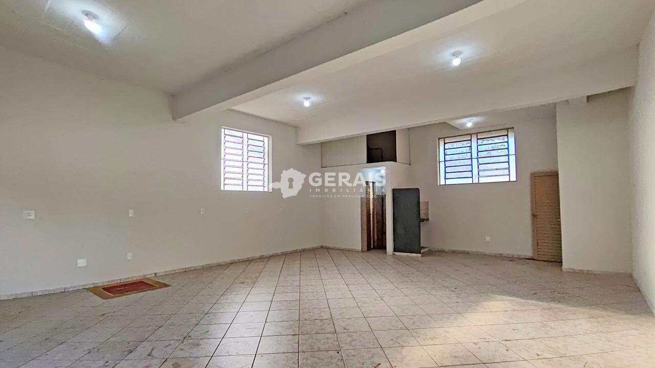 Loja para aluguel no LP PEREIRA: 05- LOJA