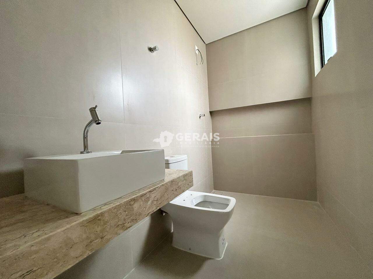 Apartamento para aluguel no CENTRO: 08 - QUARTO SUÍTE 07