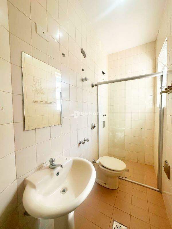 Apartamento à venda no CENTRO: 08- BANHO SOCIAL