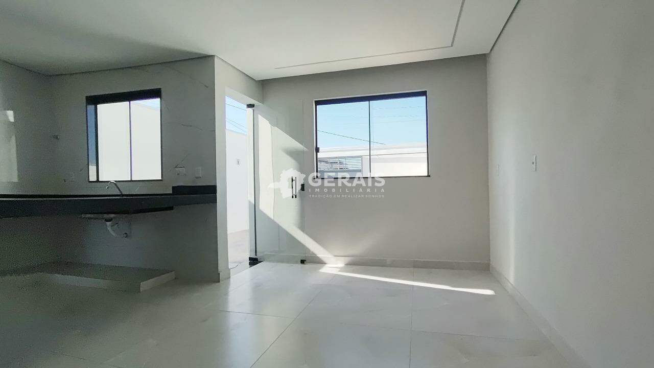 Casa para aluguel no BELA VISTA: 03 - SALA