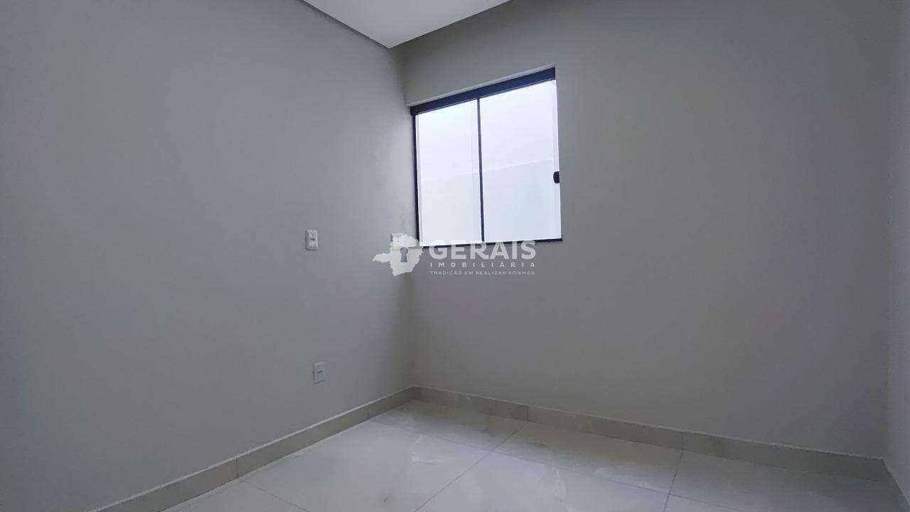 Casa para aluguel no BELA VISTA: 05 - QUARTO 01