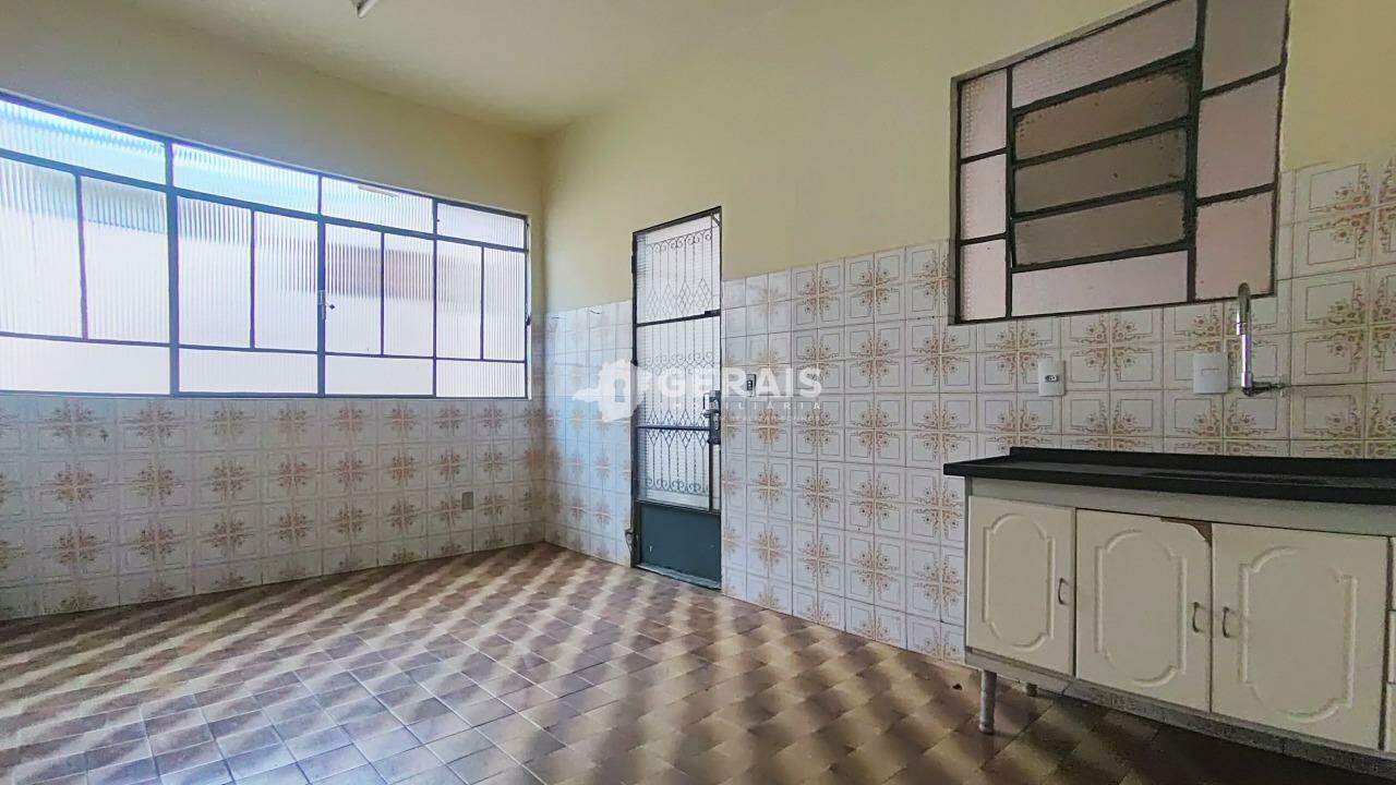 Casa para aluguel no PORTO VELHO: 09- COZINHA