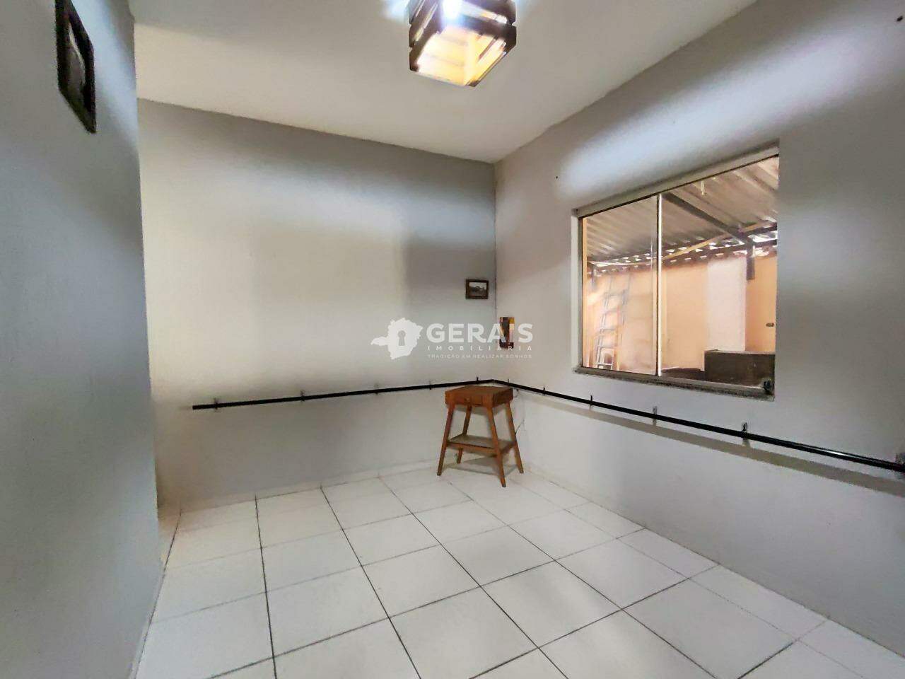Casa para aluguel no CHANADOUR: 03 - SALA