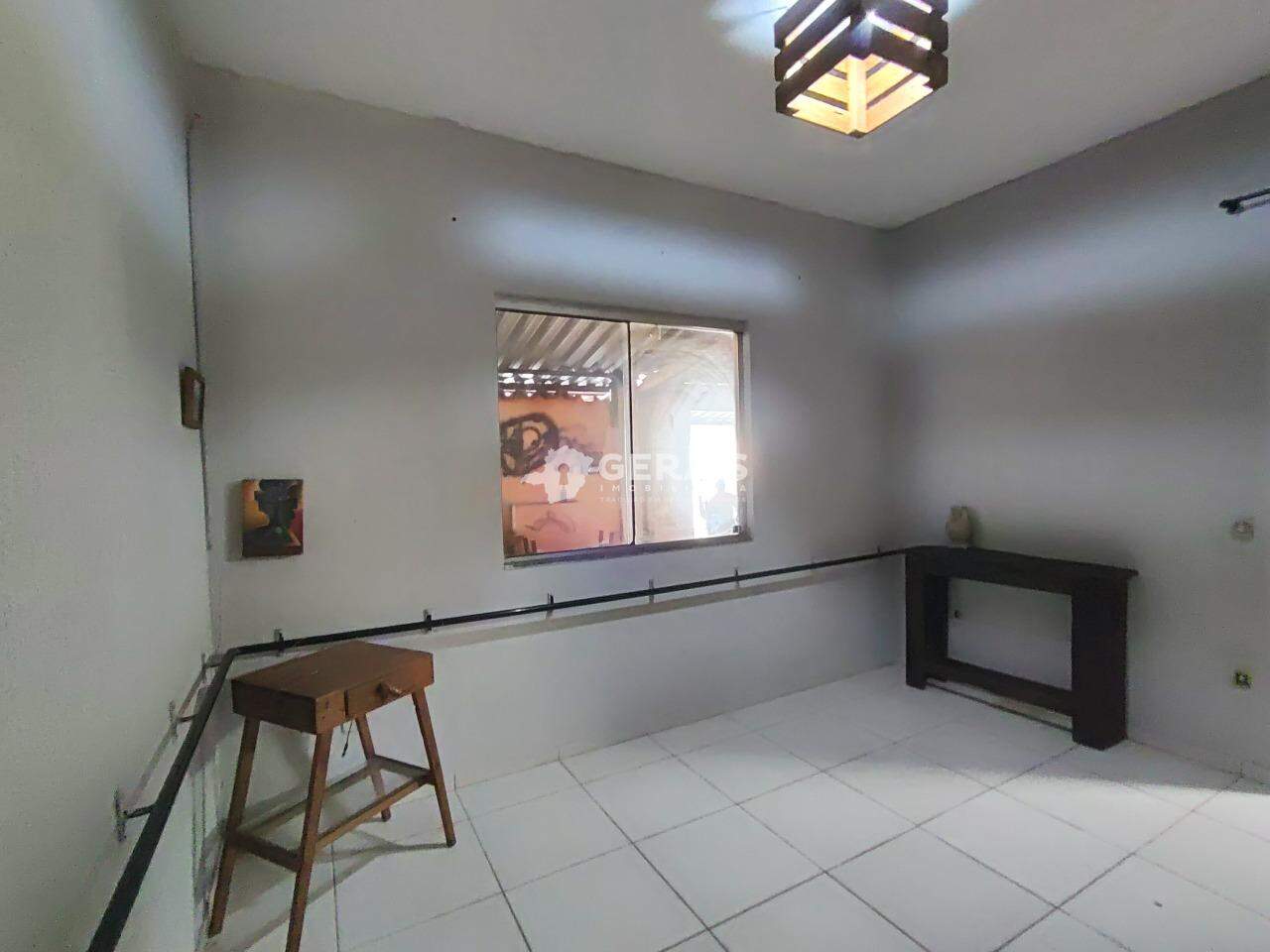 Casa para aluguel no CHANADOUR: 04 - SALA