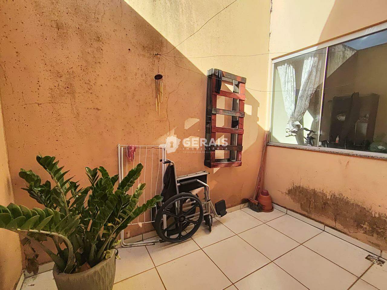 Casa para aluguel no CHANADOUR: 09 - ÁREA DE CLARIDADE