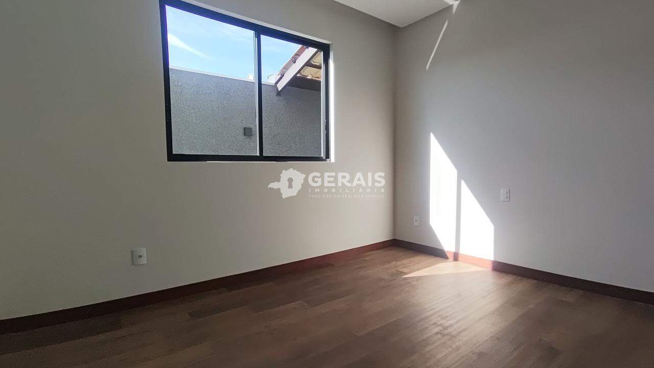 Apartamento para aluguel no SÃO JOSÉ: 06- QUARTO 01 