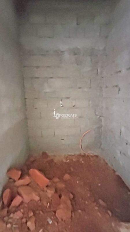 Loja para aluguel no NOSSA SENHORA DA CONCEIÇÃO: 07- BANHEIRO