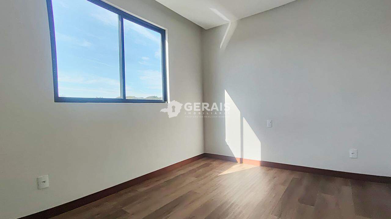 Apartamento para aluguel no SÃO JOSÉ: 06- QUARTO 01