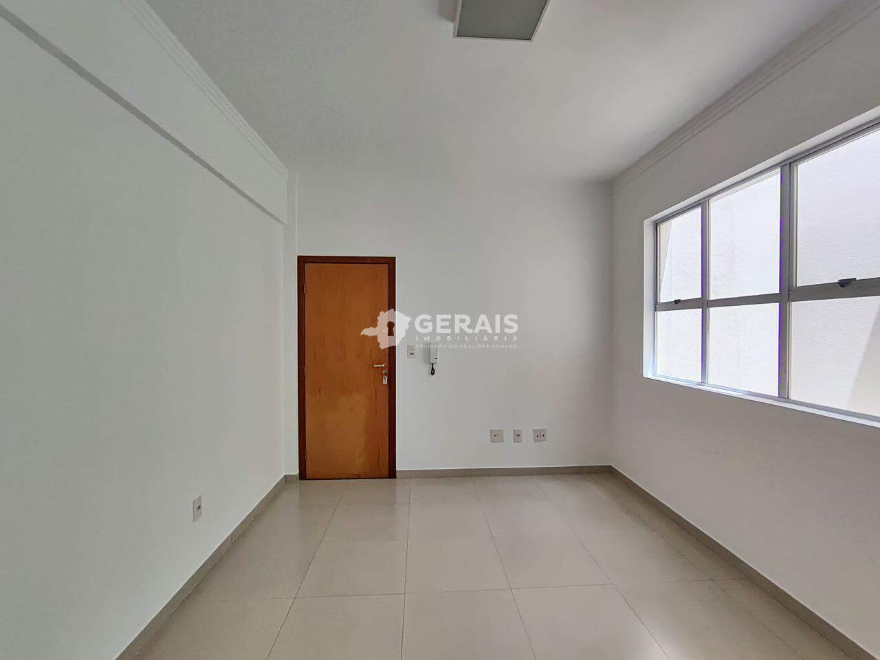 Apartamento para aluguel no CHANADOUR: 04 - SALA