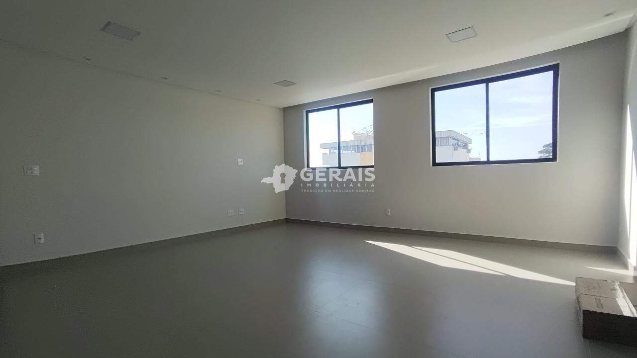 Apartamento para aluguel no SÃO JOSÉ: 04 - SALA