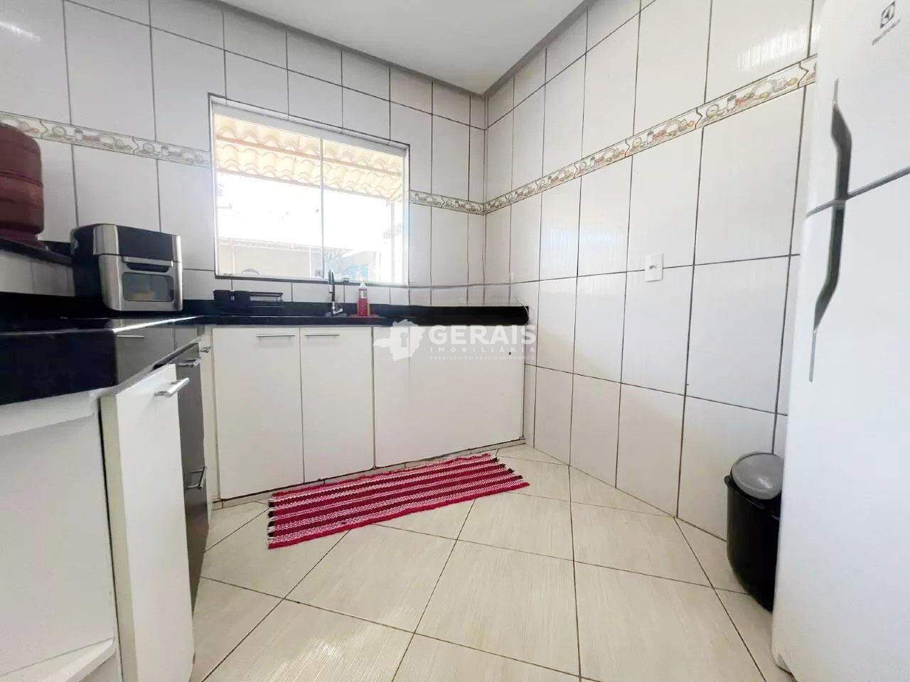 Casa à venda no BELVEDERE: 05- COZINHA 01