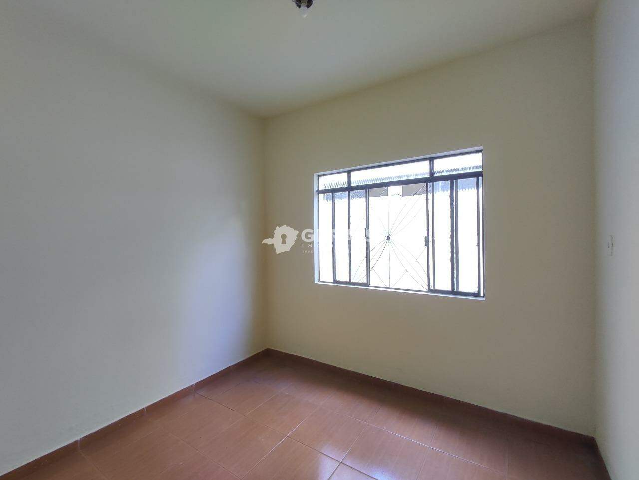 Casa para aluguel no PLANALTO: 05- QUARTO 02