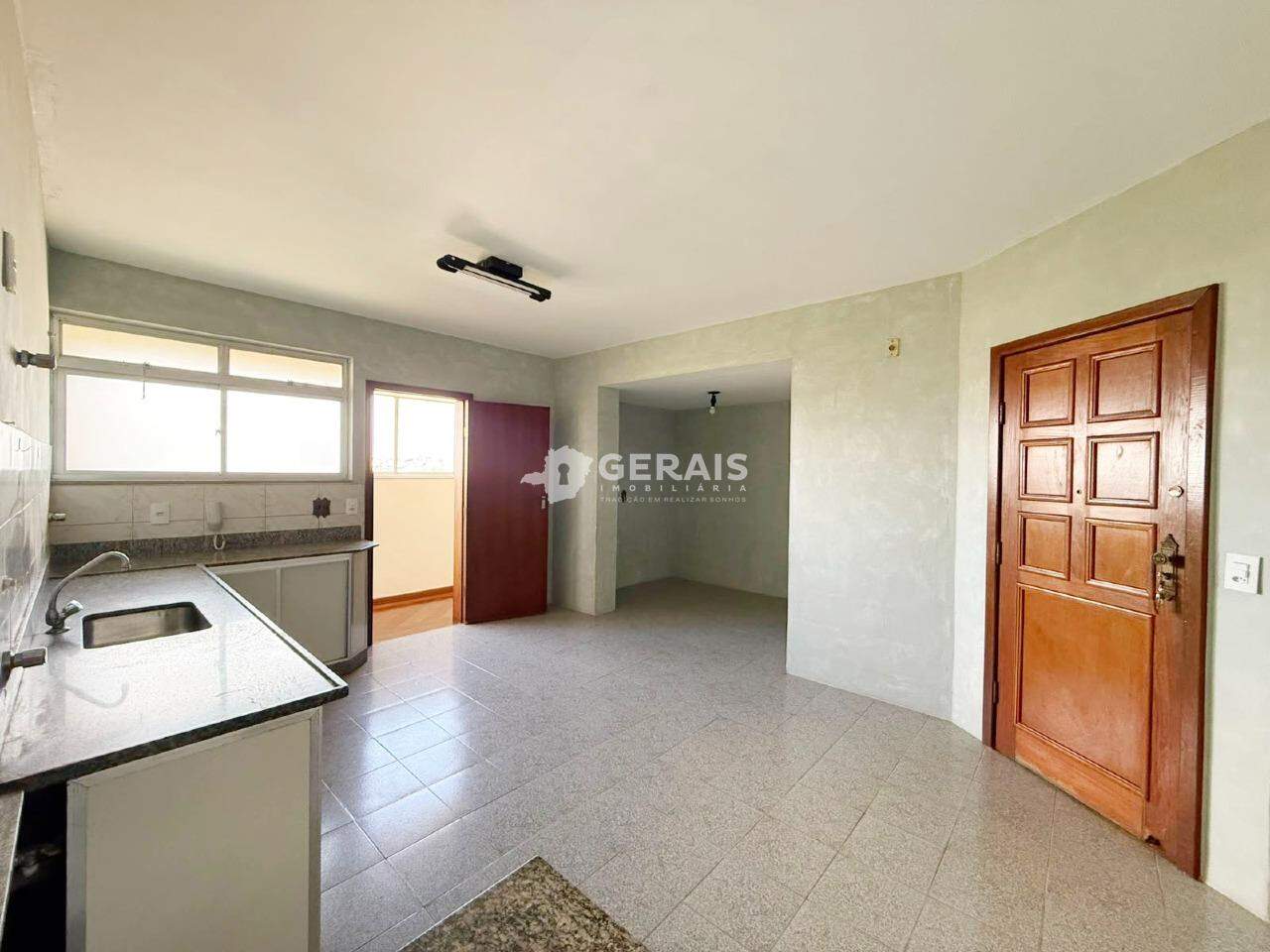 Apartamento à venda no CENTRO: 05- COZINHA