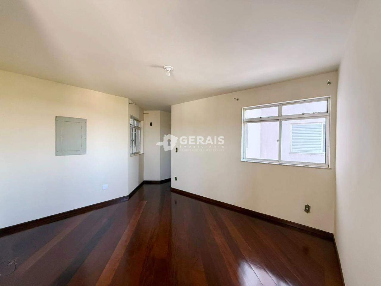 Apartamento à venda no CENTRO: 03- COPA