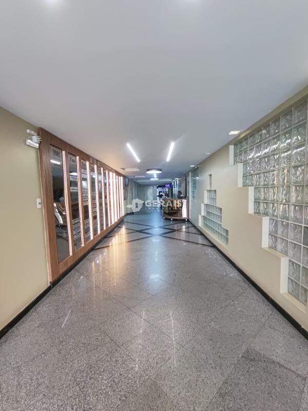 Sala para aluguel no CENTRO: 06- HALL DE ENTRADA