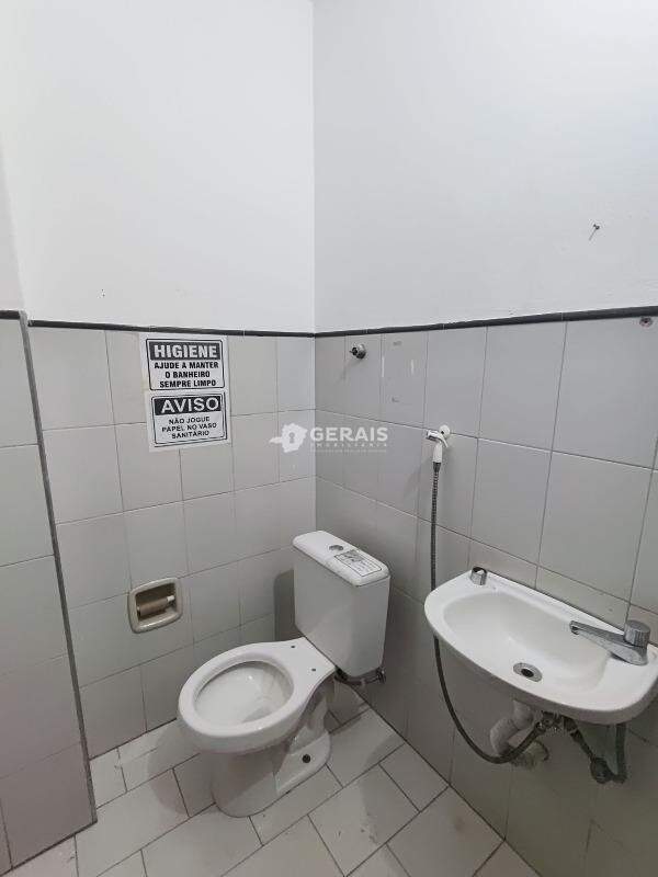 Sala para aluguel no CENTRO: 05- BANHEIRO 02