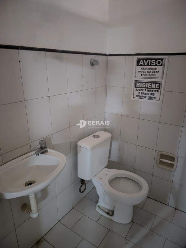 Sala para aluguel no CENTRO: 05- BANHEIRO