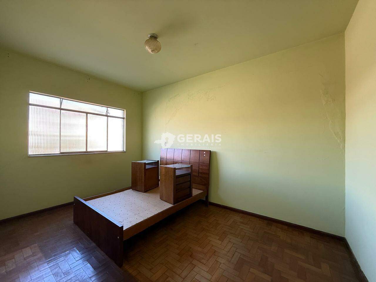 Apartamento à venda no CATALÃO: 06 - QUARTO 01