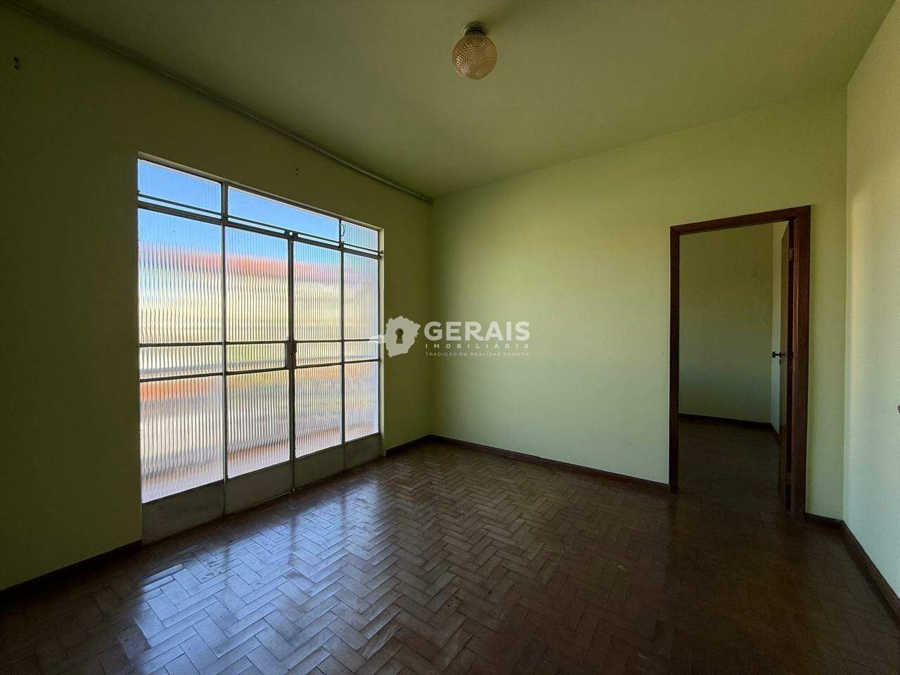 Apartamento à venda no CATALÃO: 02 - SALA
