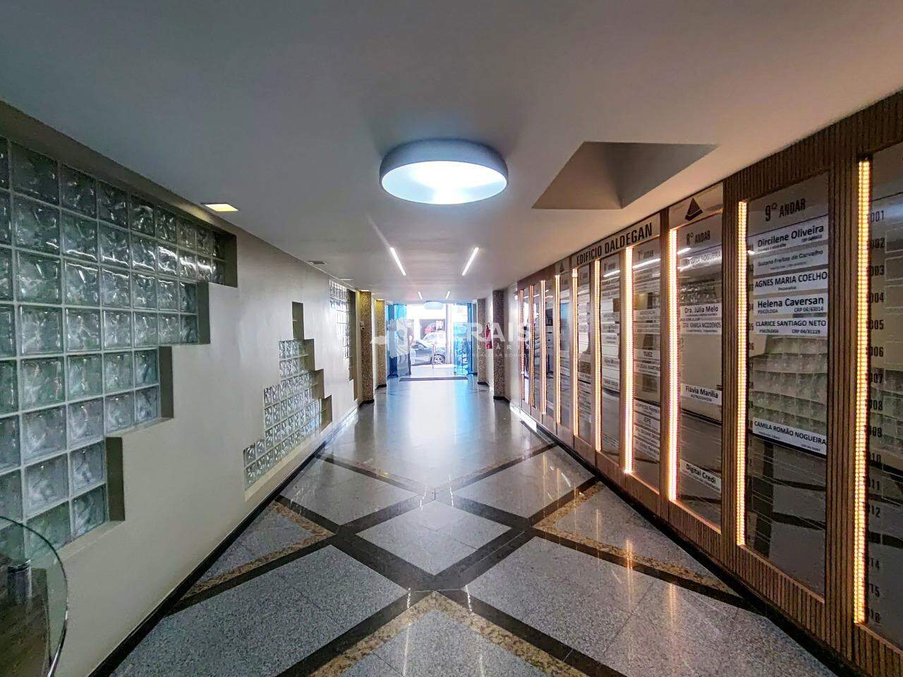 Sala para aluguel no CENTRO: 06- HALL DE ENTRADA
