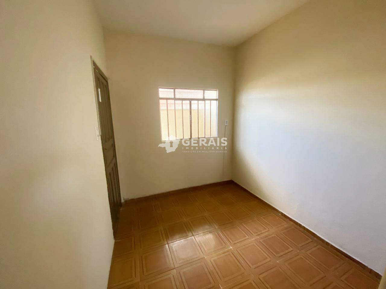 Apartamento à venda no AFONSO PENA: 06 - QUARTO 02