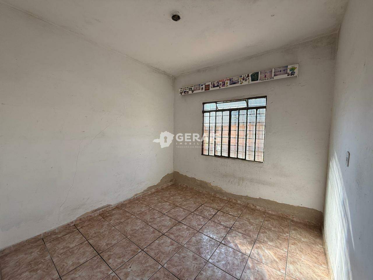 Casa à venda no CENTRO: 05- QUARTO 02