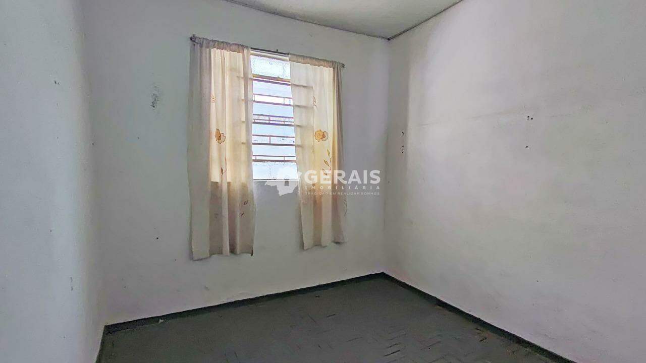 Casa Comercial para aluguel no VILA BELO HORIZONTE: 08- QUARTO 04