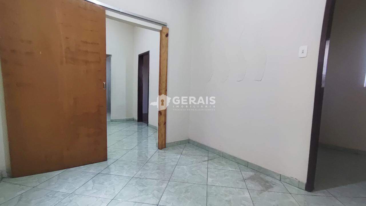 Casa para aluguel no BOM PASTOR: 03- SALA