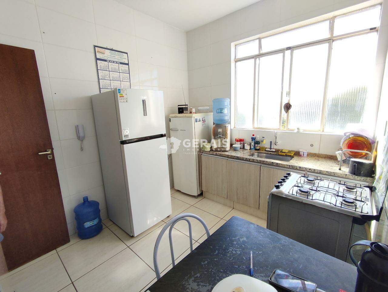 Apartamento à venda no CATALÃO: 05 - COZINHA