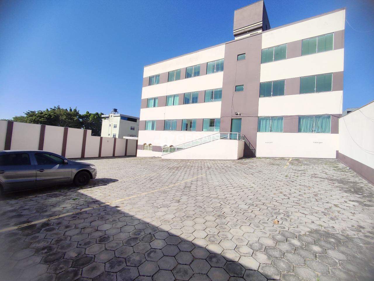 Apartamento à venda no CATALÃO: 08 - GARAGEM