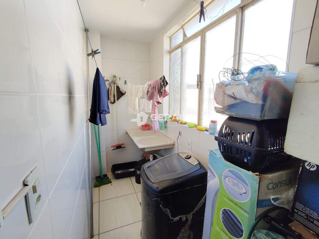 Apartamento à venda no CATALÃO: 07 - ÁREA DE SERVIÇO