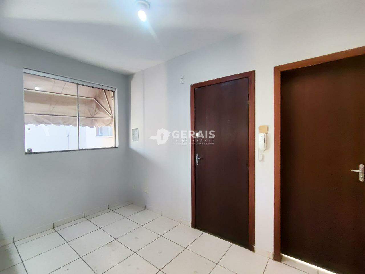 Apartamento para aluguel no SANTA ROSA: 05- SALA