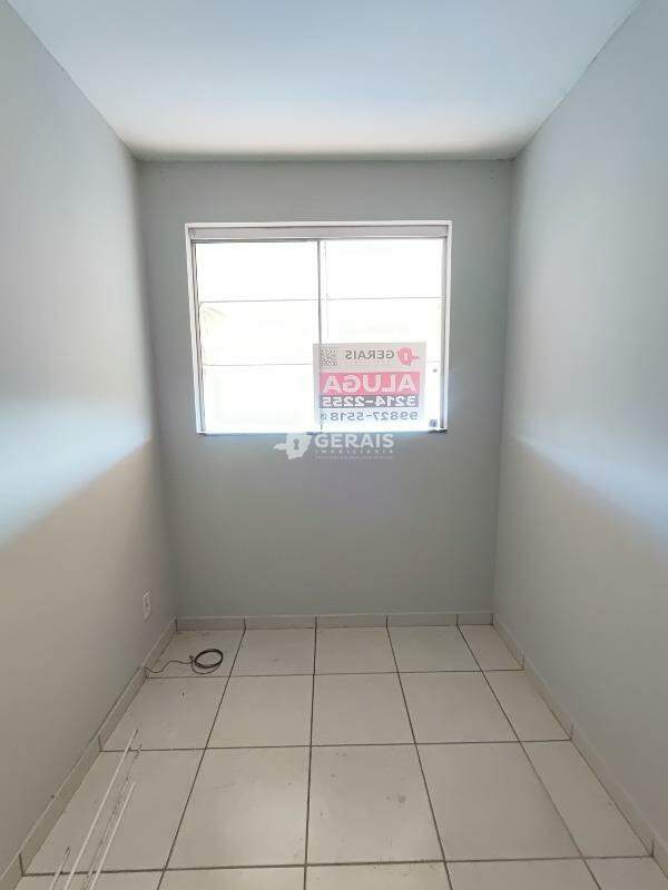 Apartamento para aluguel no SANTA ROSA: 08- QUARTO 01