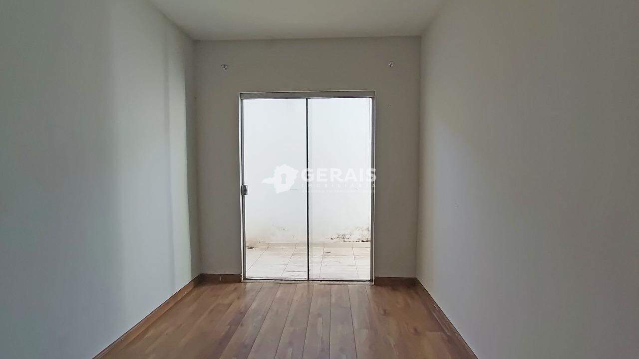 Casa para aluguel no ESPLANADA: 05- QUARTO 01