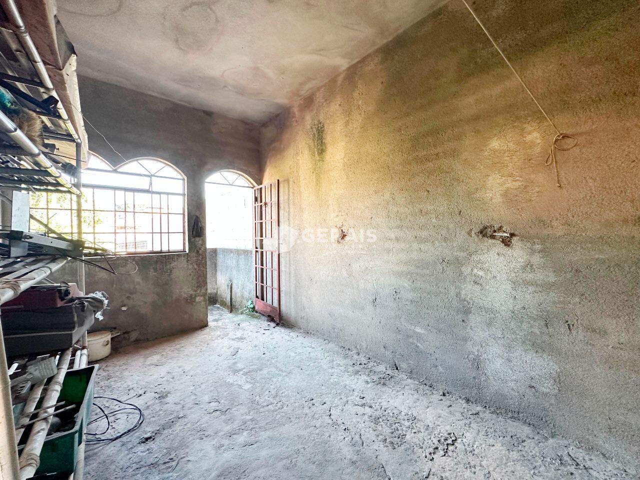 Apartamento à venda no CATALÃO: 05 - COZINHA