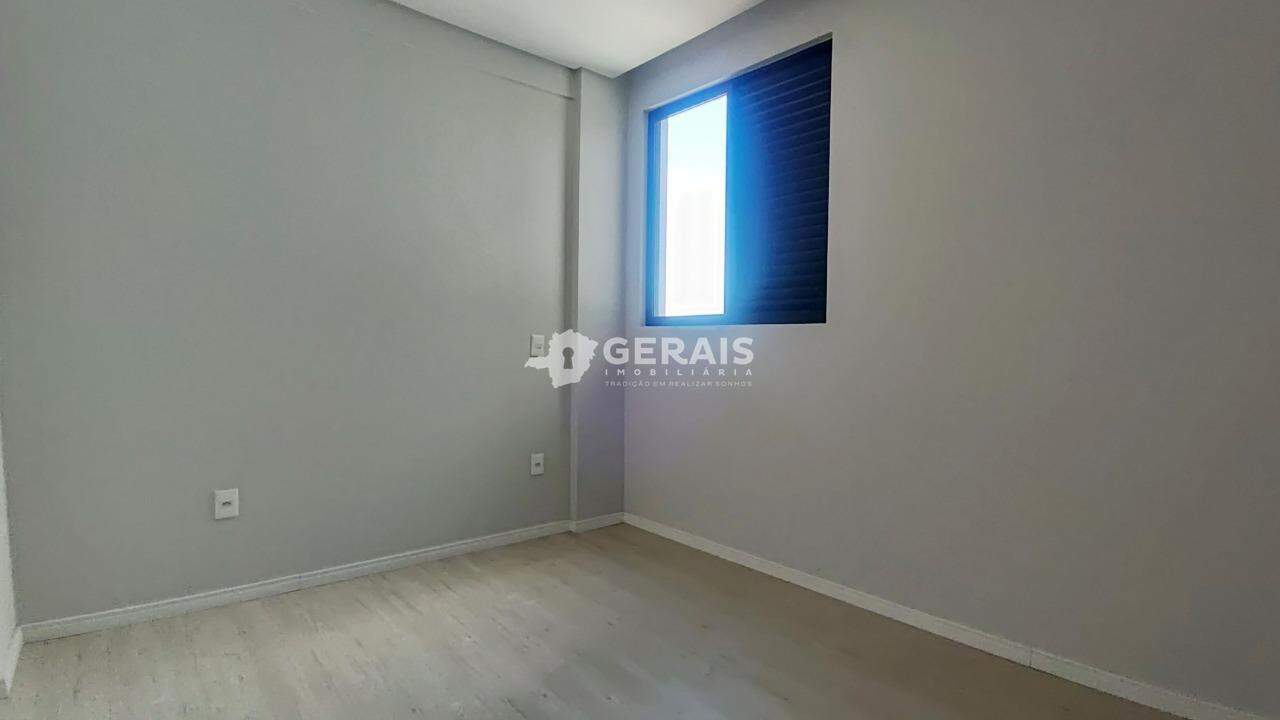 Apartamento para aluguel no CENTRO: 06- QUARTO SUÍTE 01