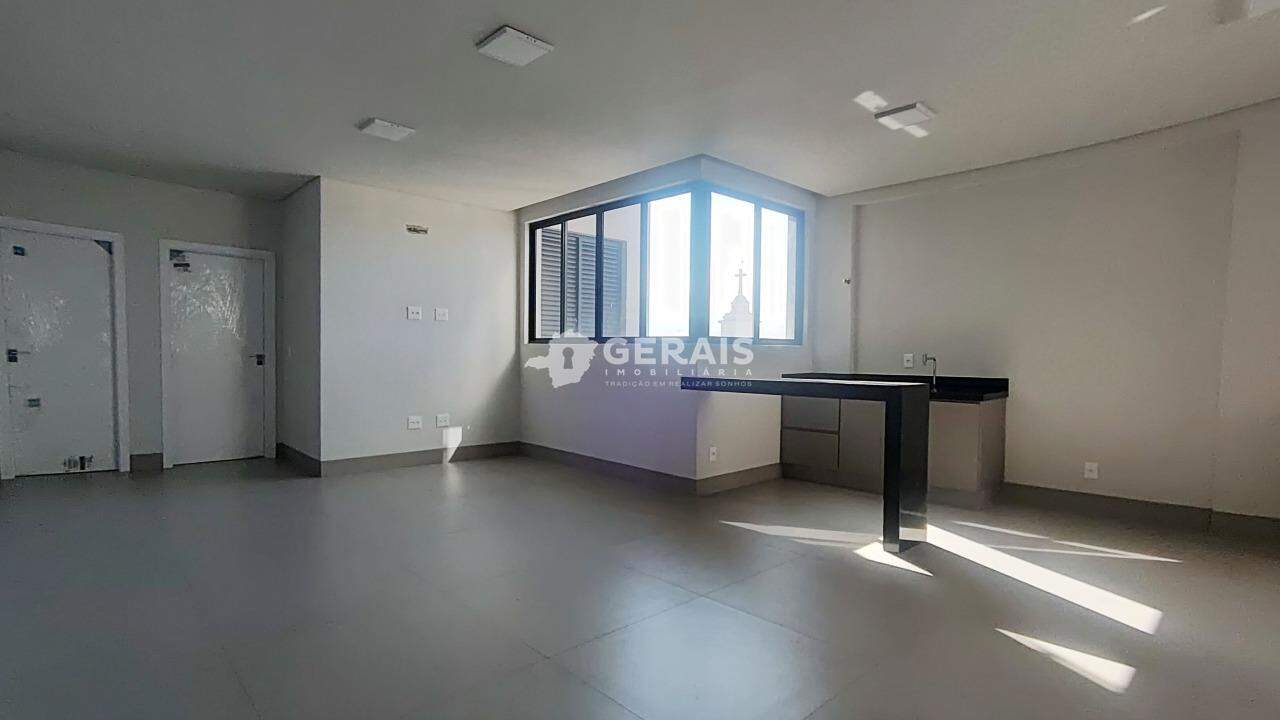 Apartamento para aluguel no CENTRO: 04- SALA