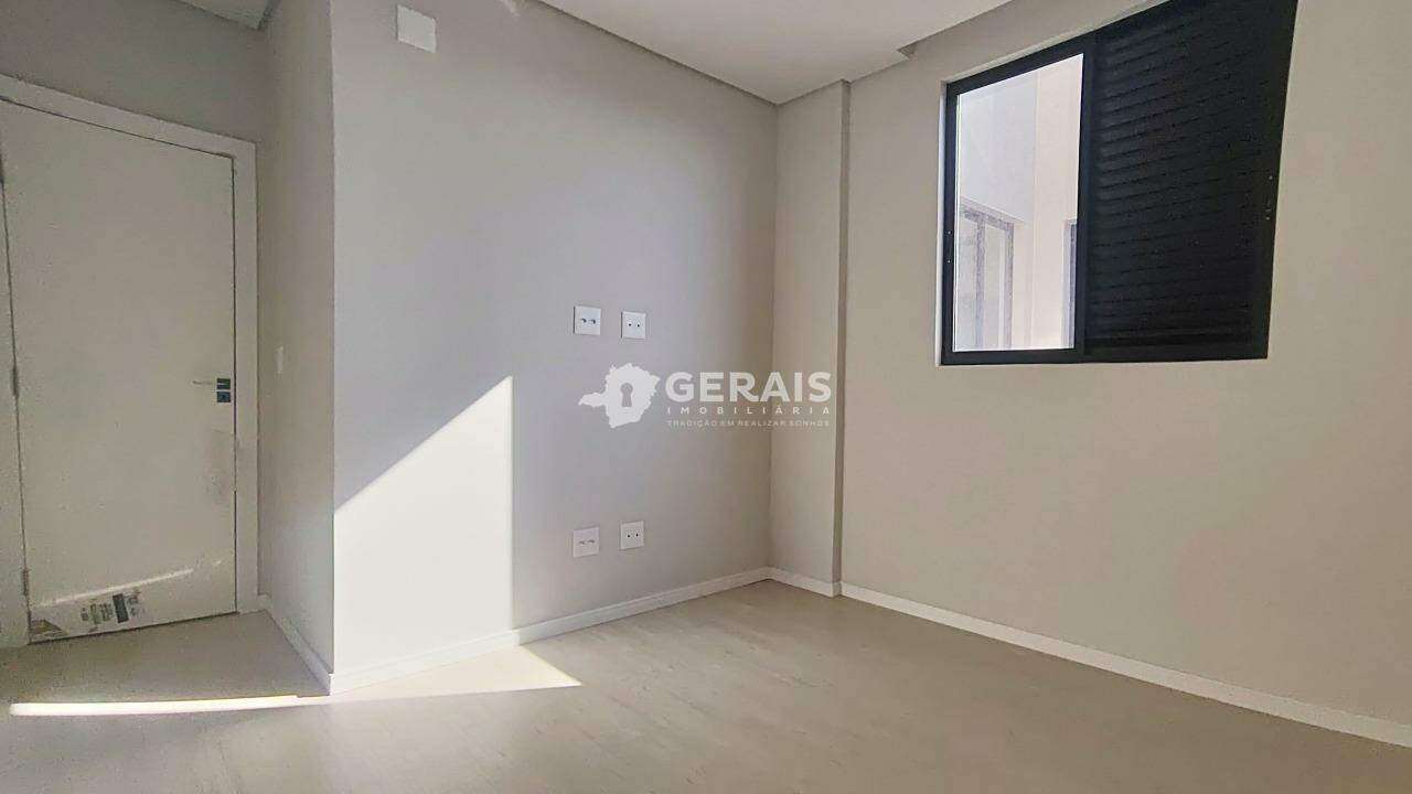 Apartamento para aluguel no CENTRO: 07- QUARTO 01