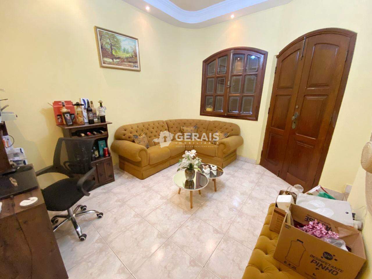 Casa à venda no BELVEDERE: 04- SALA 02