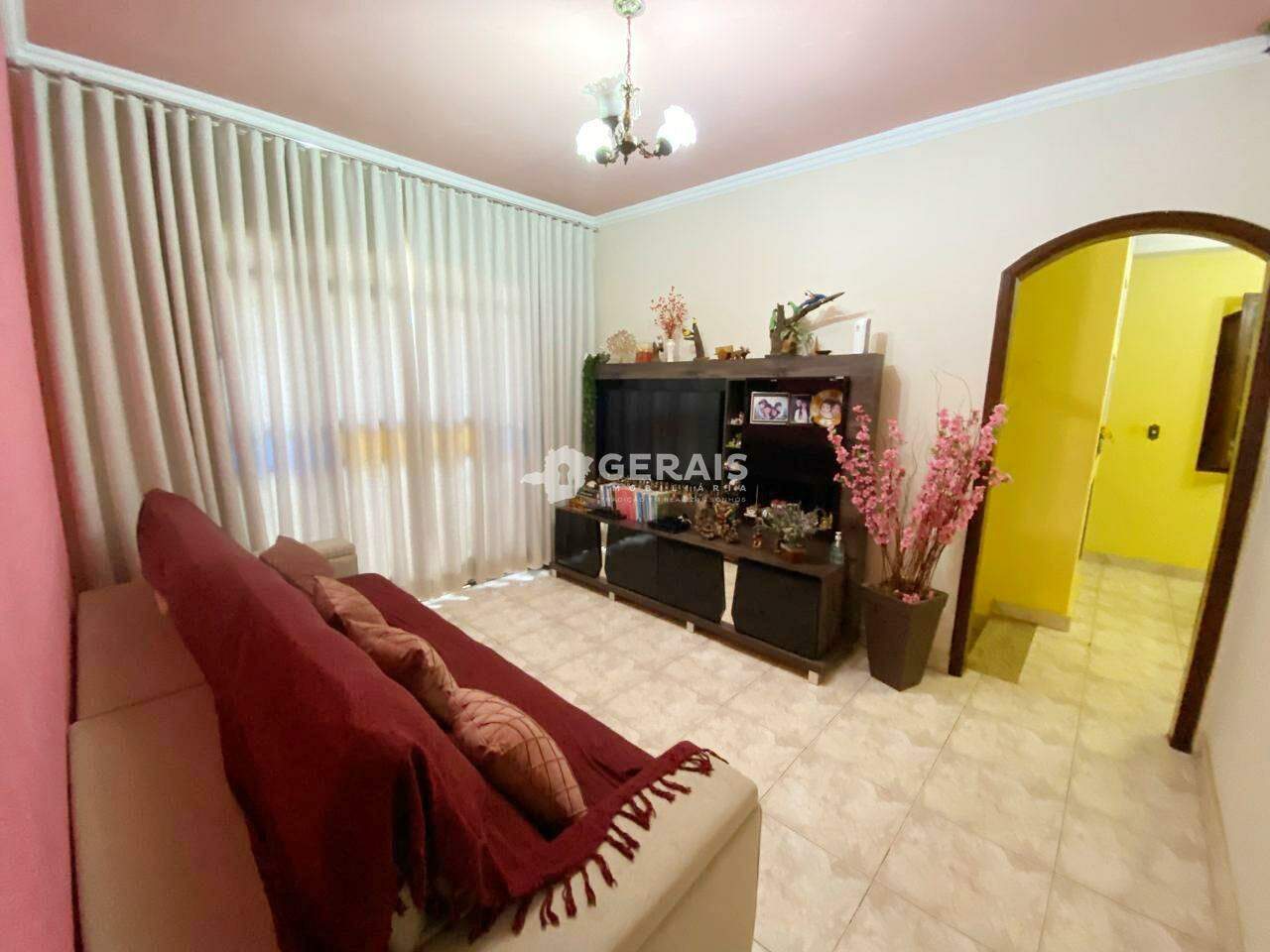 Casa à venda no BELVEDERE: 03- SALA 01