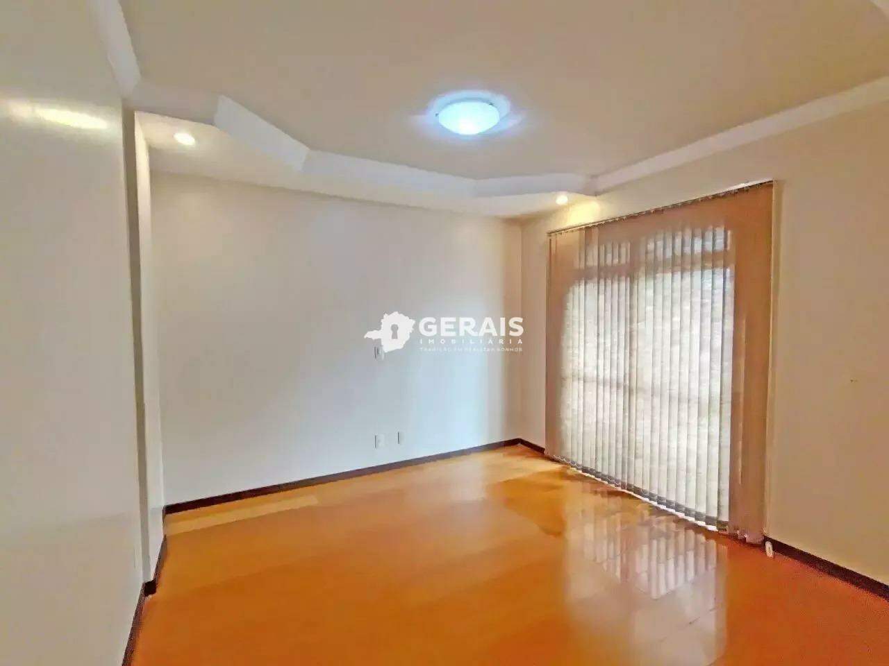 Apartamento à venda no CENTRO: 07 - QUARTO 02