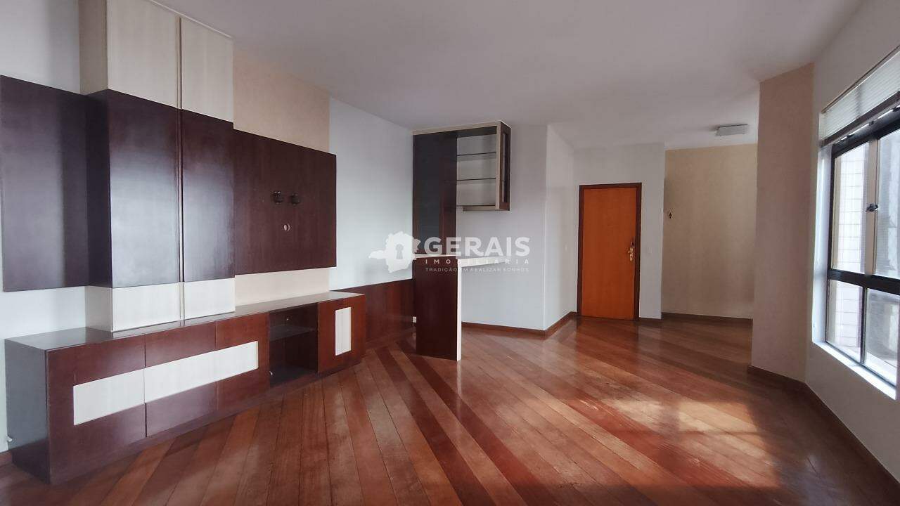 Apartamento para aluguel no CENTRO: 03- SALA