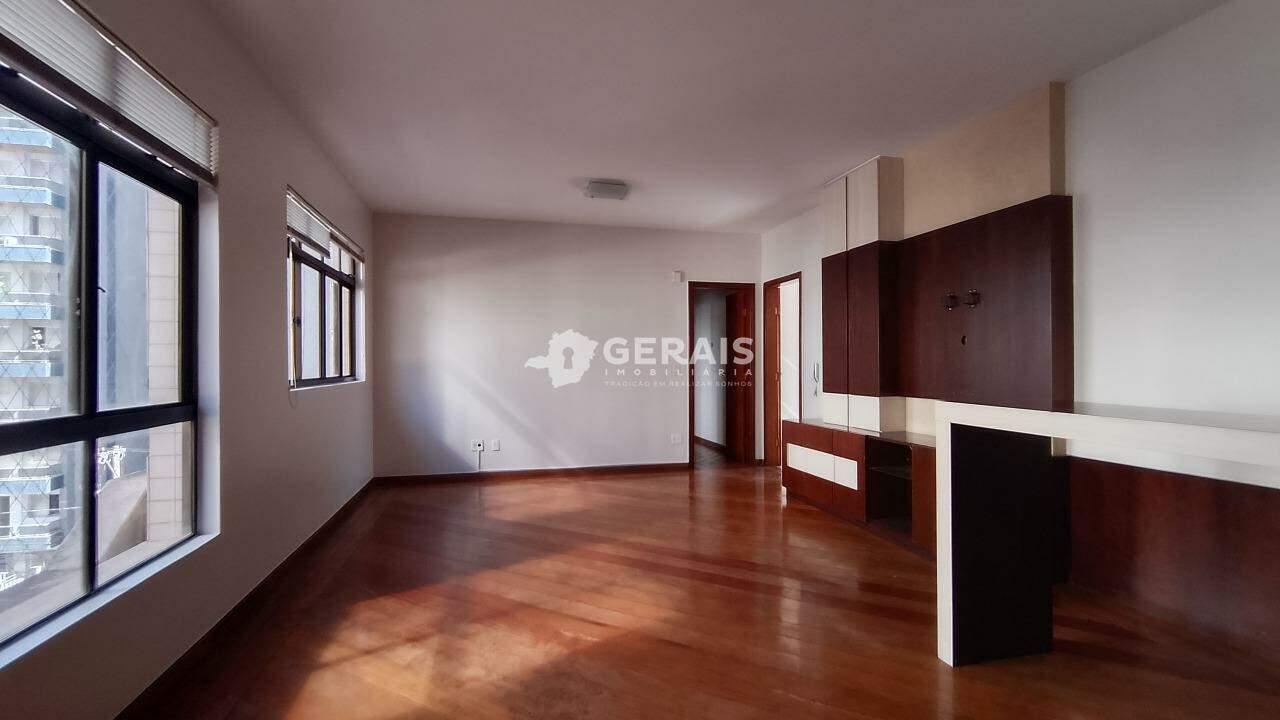 Apartamento para aluguel no CENTRO: 04- SALA