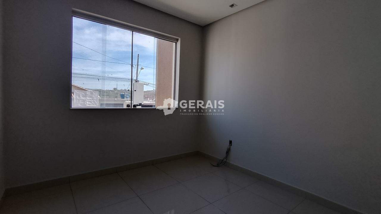 Casa para aluguel no SAO JUDAS TADEU: 06- QUARTO 01