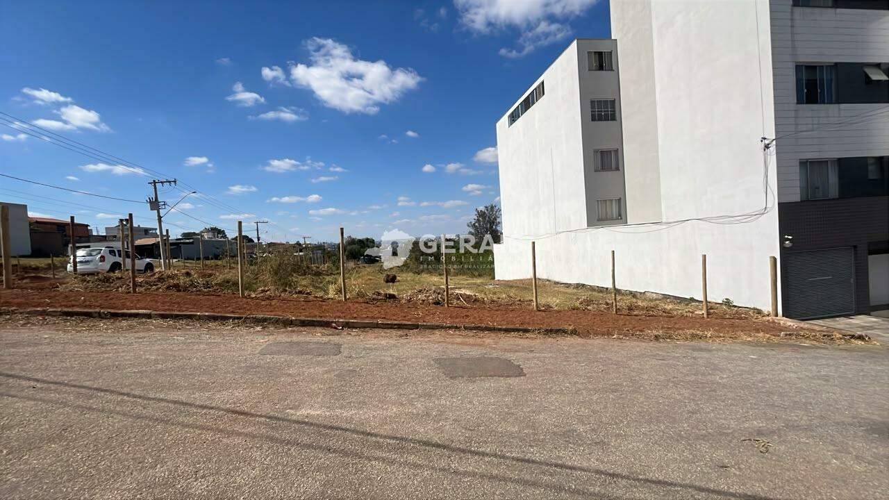 Lote à venda no SÃO ROQUE: 01- LOTE